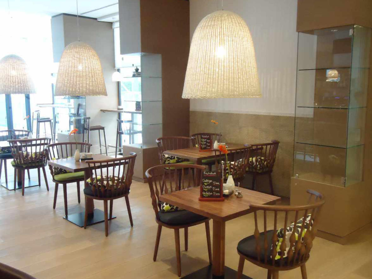 Reforma de cafetería en Marbella